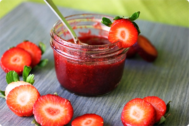 Strawberry Vanilla Refrigerator Jam