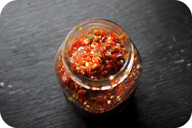 Homemade Sriracha {mind-over-batter.com}