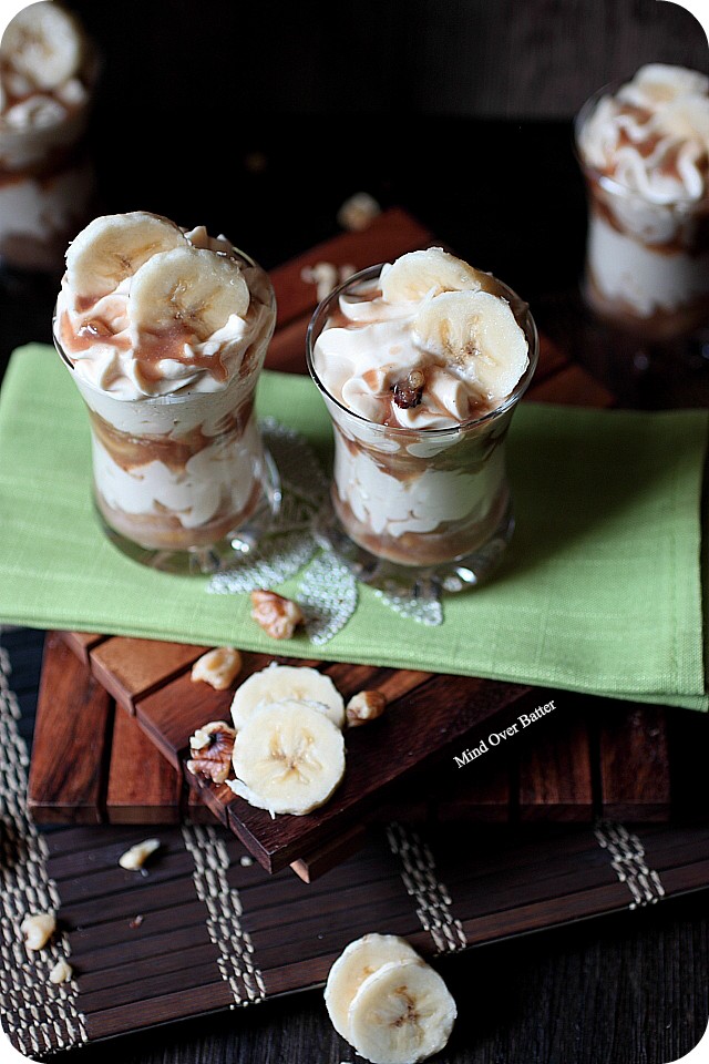 Banana Foster No Bake Cheesecake Shooters {www.mind-over-batter.com}
