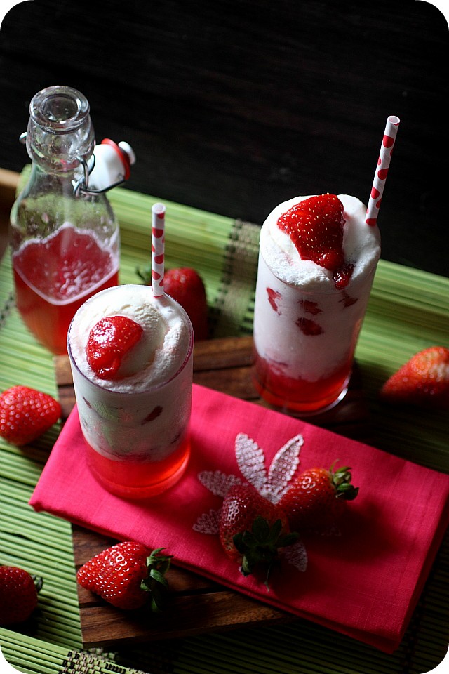Strawberry Vodka Float {mind-over-batter.com}