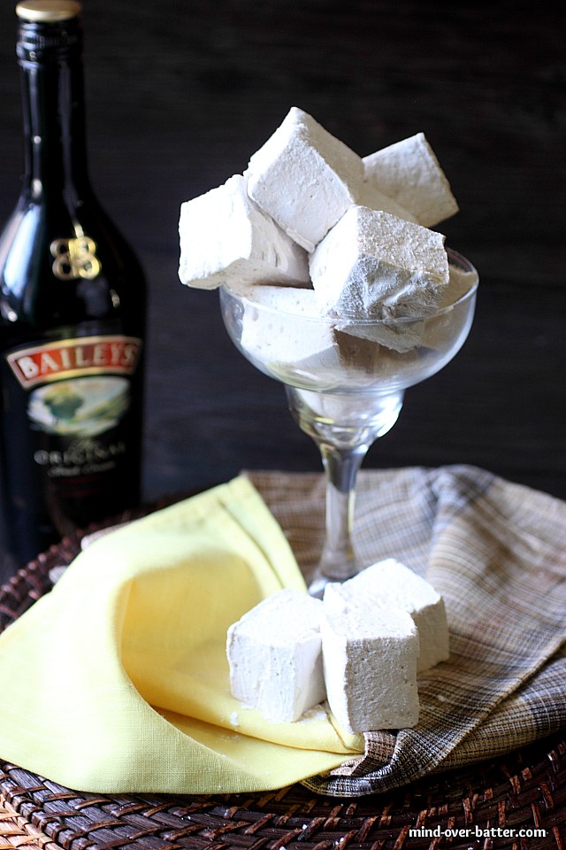 Baileys Irish Cream Marshmallows {mind-over-batter.com}