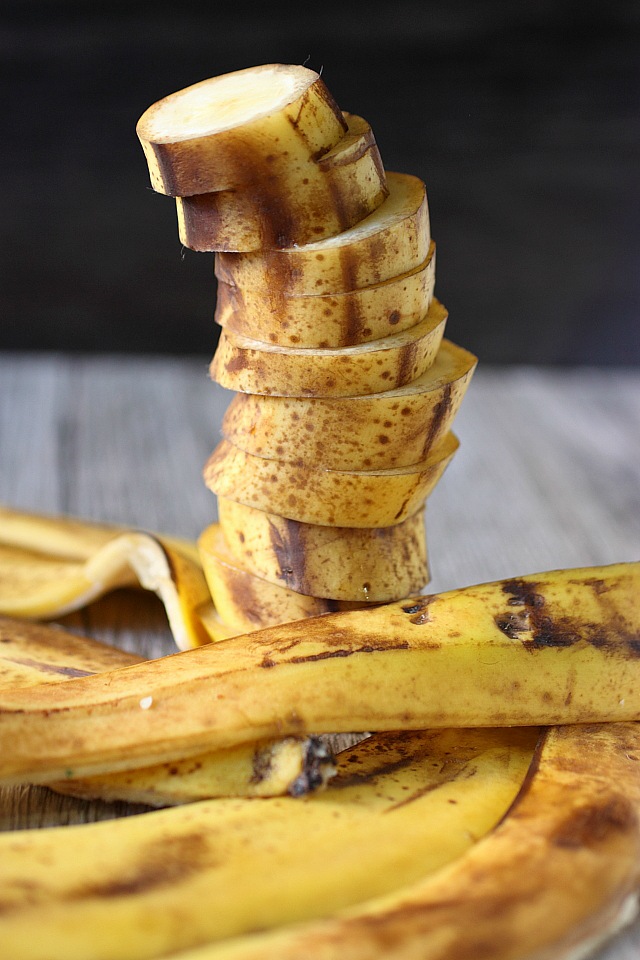Banana French Toast Sticks {mind-over-batter.com}