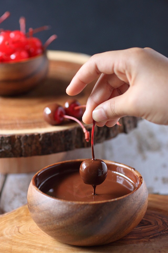 Double Dipped Chocolate Caramel Cherries I mind-over-batter.com