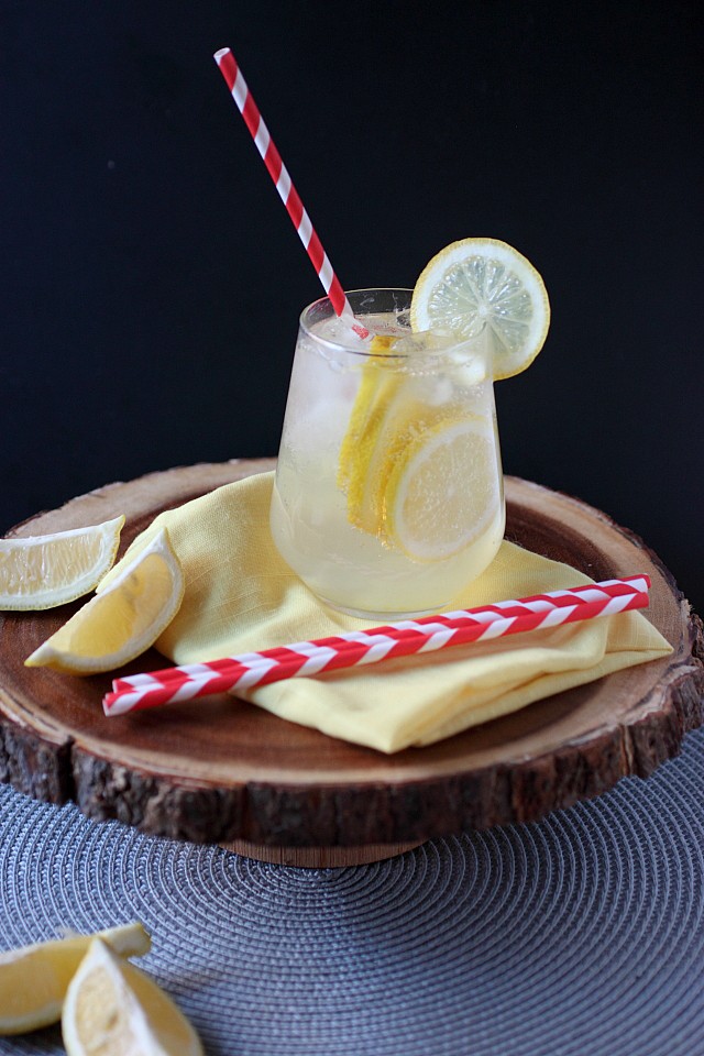 Homemade Lemon Soda {mind-over-batter.com}