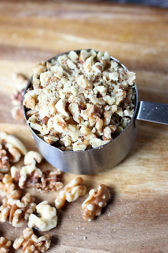 Chopped Nuts vs Nuts, Chopped {mind-over-batter.com}