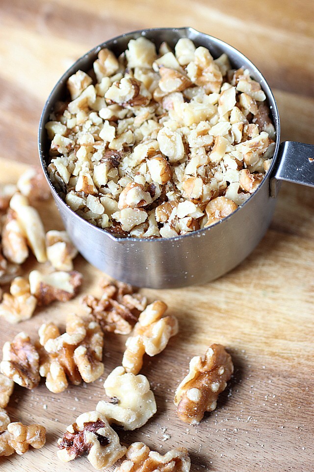 Chopped Nuts vs Nuts, Chopped {mind-over-batter.com}
