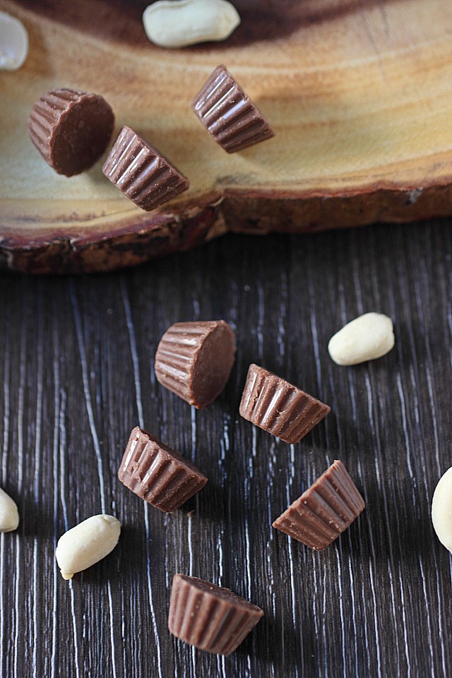 Chocolate Peanut Butter Lover's Parfaits {mind-over-batter.com}