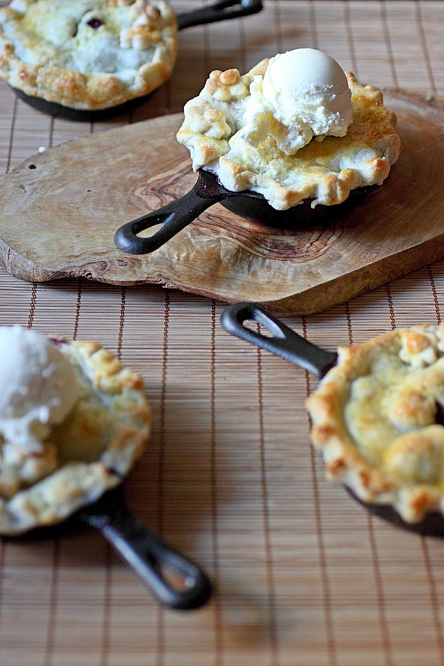 Very Berry Blueberry Mini Pies {mind-over-batter.com}