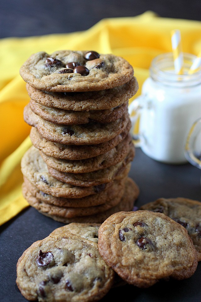 Soft & Chewy Chocolate Chip Cookies Recipe --- www.mind-over-batter.com