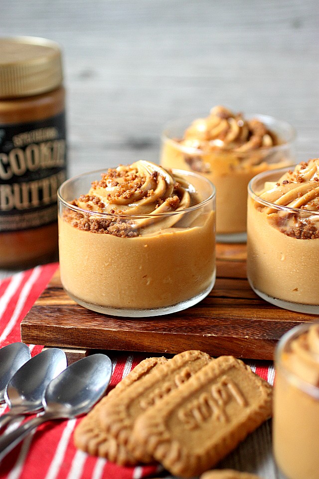 A silky caramel pudding topped with a dollop of cookie butter whipped cream, and sprinkled with a lightly spiced Biscoff cookie crumble. Trust me. This is the pudding you've been dreaming about! www.mind-over-batter.com