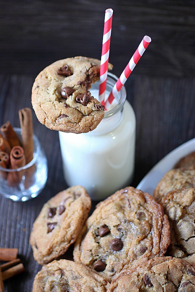 A crunchy cinnamon sugar outer coating gives way to a soft-baked gooey chocolate chip cookie. Grab a glass of milk, y’all!!! www.mind-over-batter.com