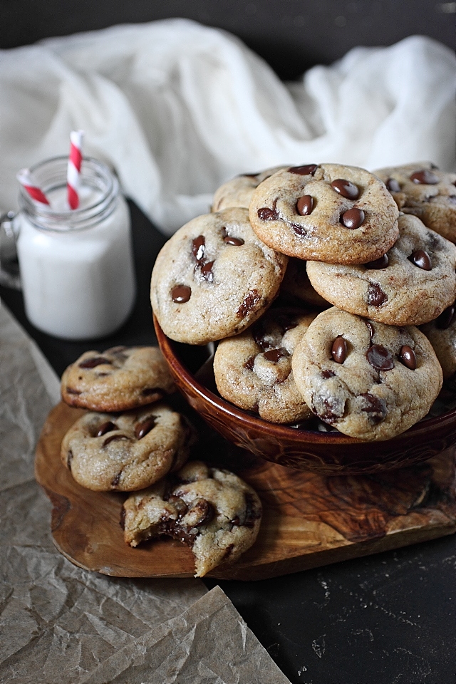 Super chewy toffee flavored chocolate chip cookies with brown butter.